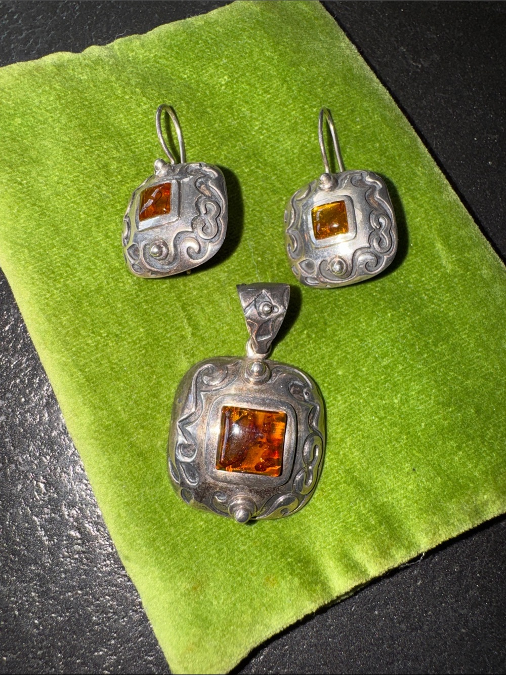 Silpada Sterling Silver Square Scroll Amber Pendant & Earrings Set W0911 S0908